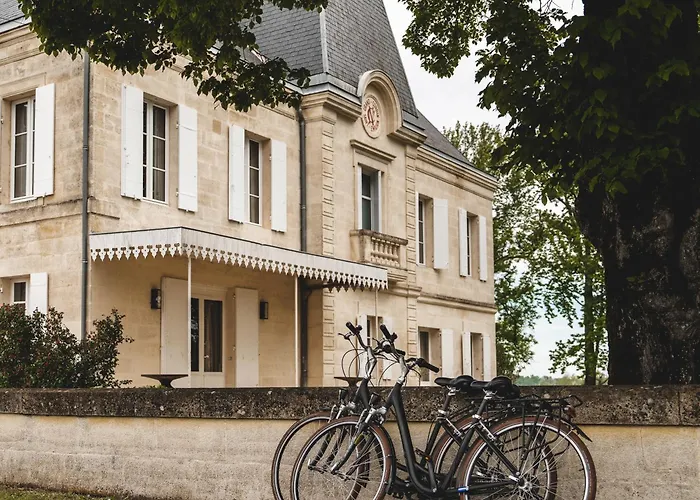 Bed & Breakfast Du Chateau Grand Corbin 3*