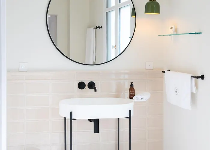 Du Chateau Grand Corbin 3*