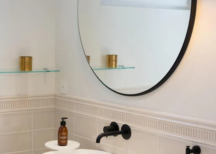 Du Chateau Grand Corbin Bed & Breakfast Saint-Émilion