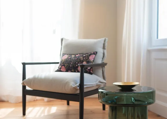 Couette-café Château Grand Corbin -