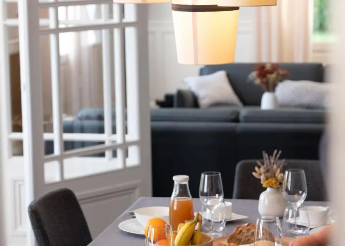 Du Chateau Grand Corbin Bed & Breakfast Saint-Émilion